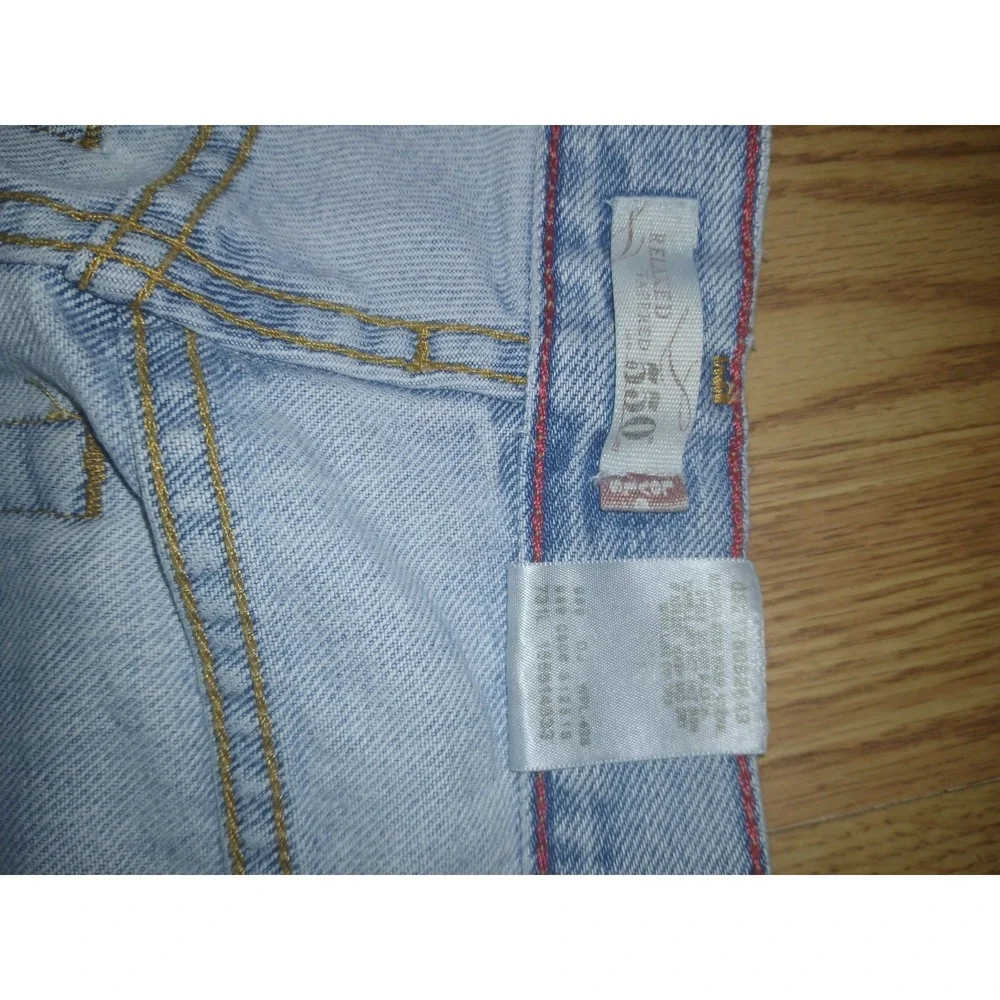 Vintage Levi's 550 Women's Jeans Sz 14L Relaxed Fit Distressed Light Wash Y2K